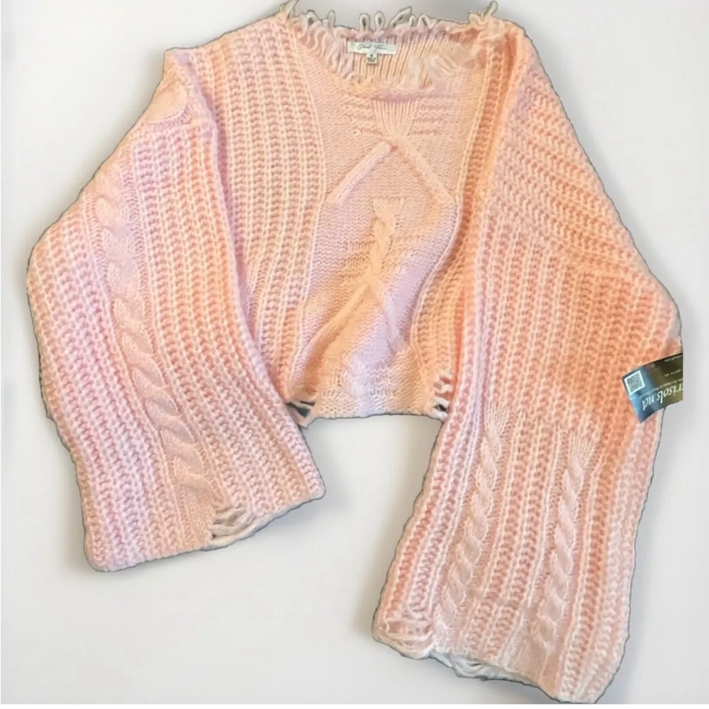 Cloud 10 bell sweater